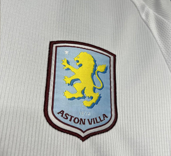 equipamento desportivo Aston Villa época 2425