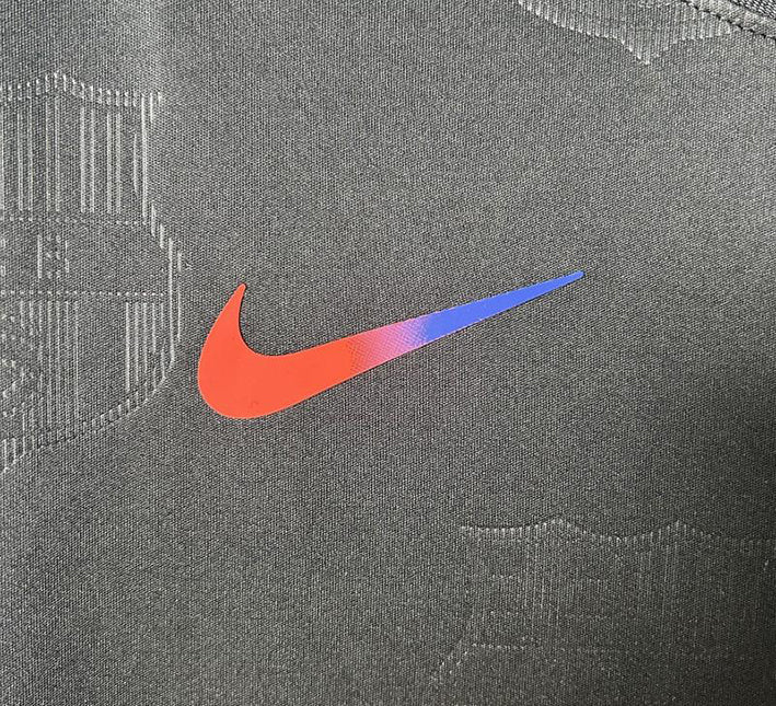 Camisola conceito preta do FC Barcelona edição 2526
