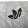 Maillot concept du Real Madrid édition spéciale dragon blanc saison 2425