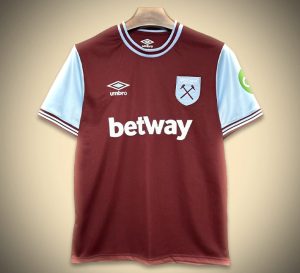 MAILLOTWESTHAMDOMICILE-1.jpg Maillot West Ham Domicile 2024-2025 vue de face