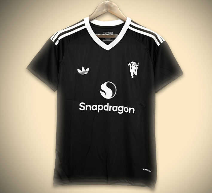 maillot-manchester-united-gardien-noir-2425 Camisola Manchester United Guarda-Redes Preta 2425