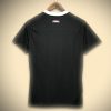 jersey-goalkeeper-manchester-united-noir-avec-ecusson-du-club Camisola de guarda-redes Manchester United preta com emblema do clube