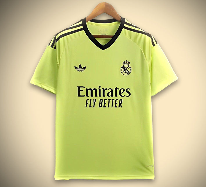 Maillot_Concept_R_al_Madrid_VERT-1.jpg Camisola Real Madrid Guarda-Redes Edição Verde 2024-2025 vista de frente