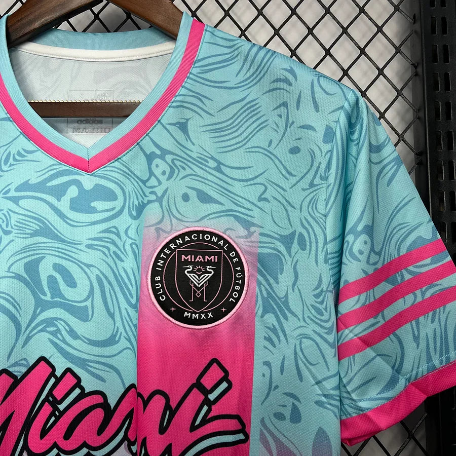 camisola conceito Inter Miami temporada 2024 2025 rosa preto com logótipo do clube