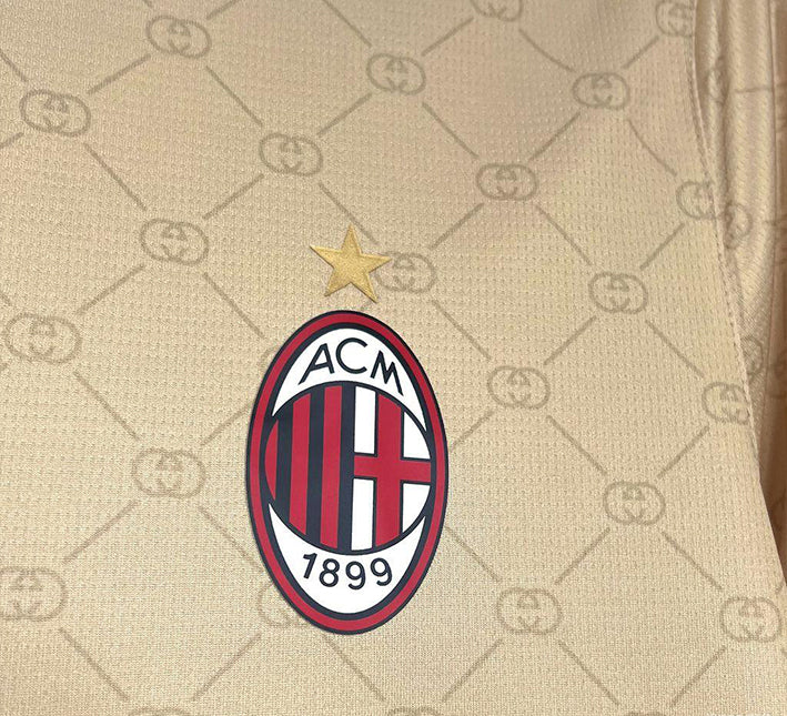 maillot-concept-ac-milan-edition-gucci-or-saison-2425 Maillot concept AC Milan édition Gucci or saison 2425