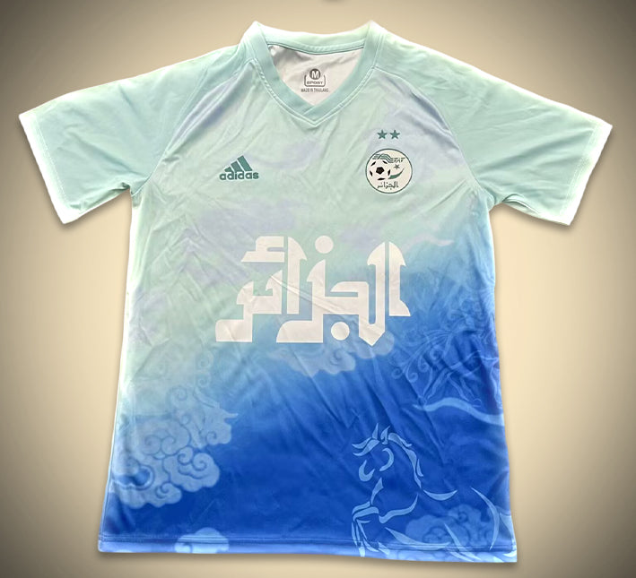 maillot-concept-algerie-edition-degrade-bleu-2425 Camisola Conceito Argélia Edição Degradé Azul 2425