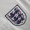 maillotangleterreconceptlogo.jpg Camisola Concept Inglaterra 2024 vista de perfil