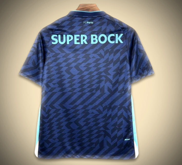tenue-de-football-fc-porto-troisieme-maillot-officiel Equipamento de futebol FC Porto terceira camisola oficial