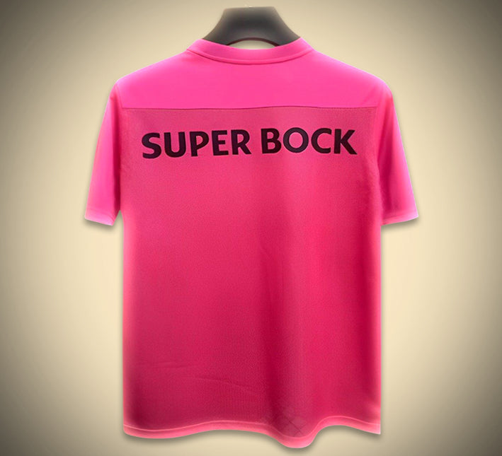 Camisola de futebol Sporting CP conceito rosa edição temporada 2425
