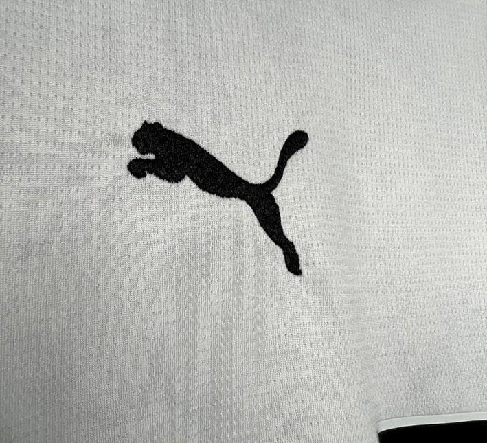 maillotbvbblancpuma.jpg Camisola Borussia Dortmund Terceira 2024-2025 detalhe tecido