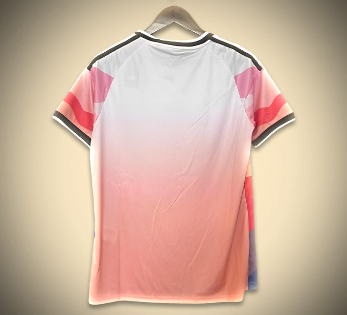 jersey-style-japon-rosebleu-2425-coupe-sportive-pour-supporter Jersey style Japon RoseBleu 2425 coupe sportive pour supporter