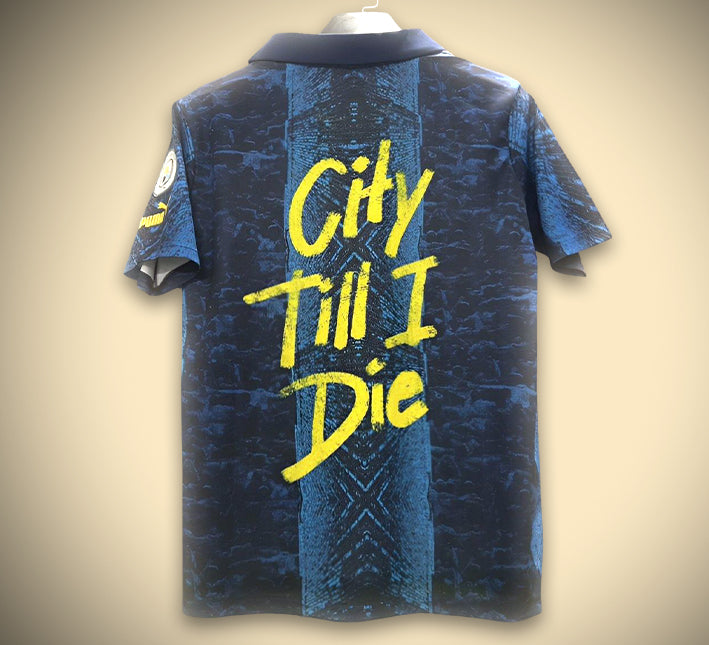 maillot concept Manchester City édition ftblNRGY saison 2526 bleu ciel style football