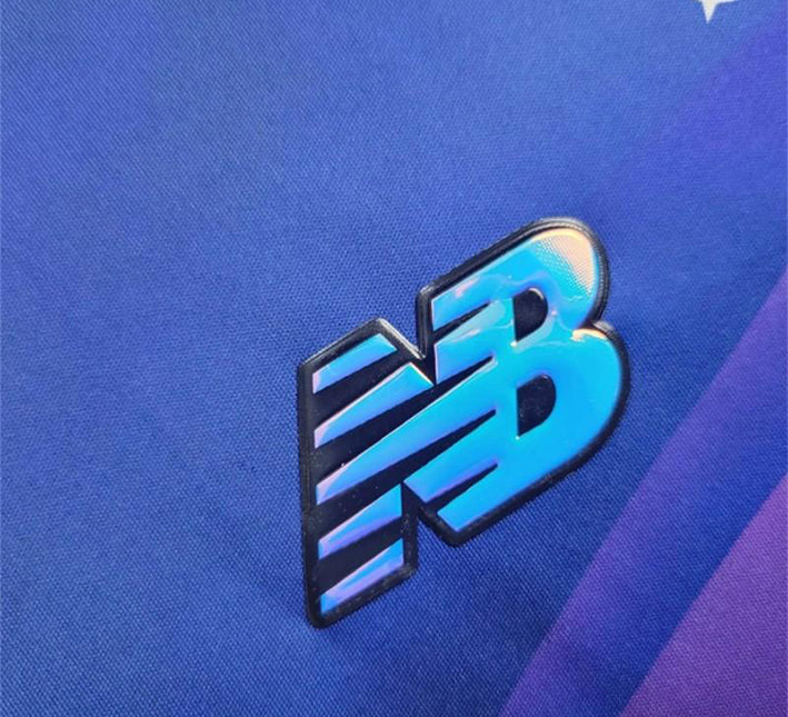 camisola de adepto FC Porto roxa design moderno edição especial