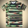 maillotportugal-1.jpg Camisola Portugal Pré-Jogo Listrada 2024-2025 vista frontal