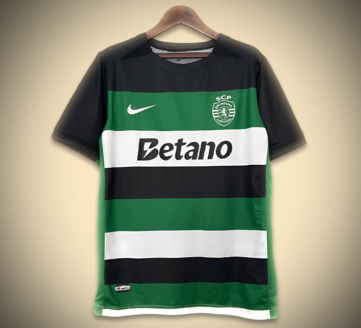 Camisola Sporting CP Principal 2024-2025 vista de frente