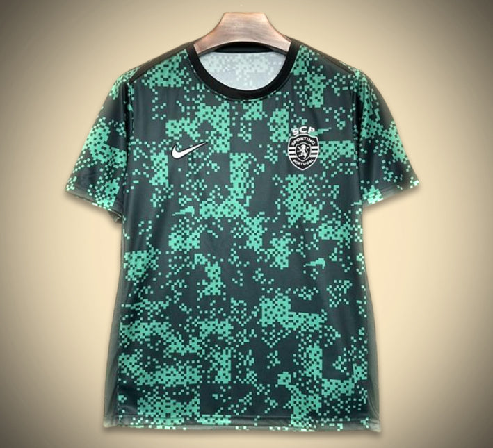 Camisola Sporting CP Pré-Jogo 2024-2025 vista de frente