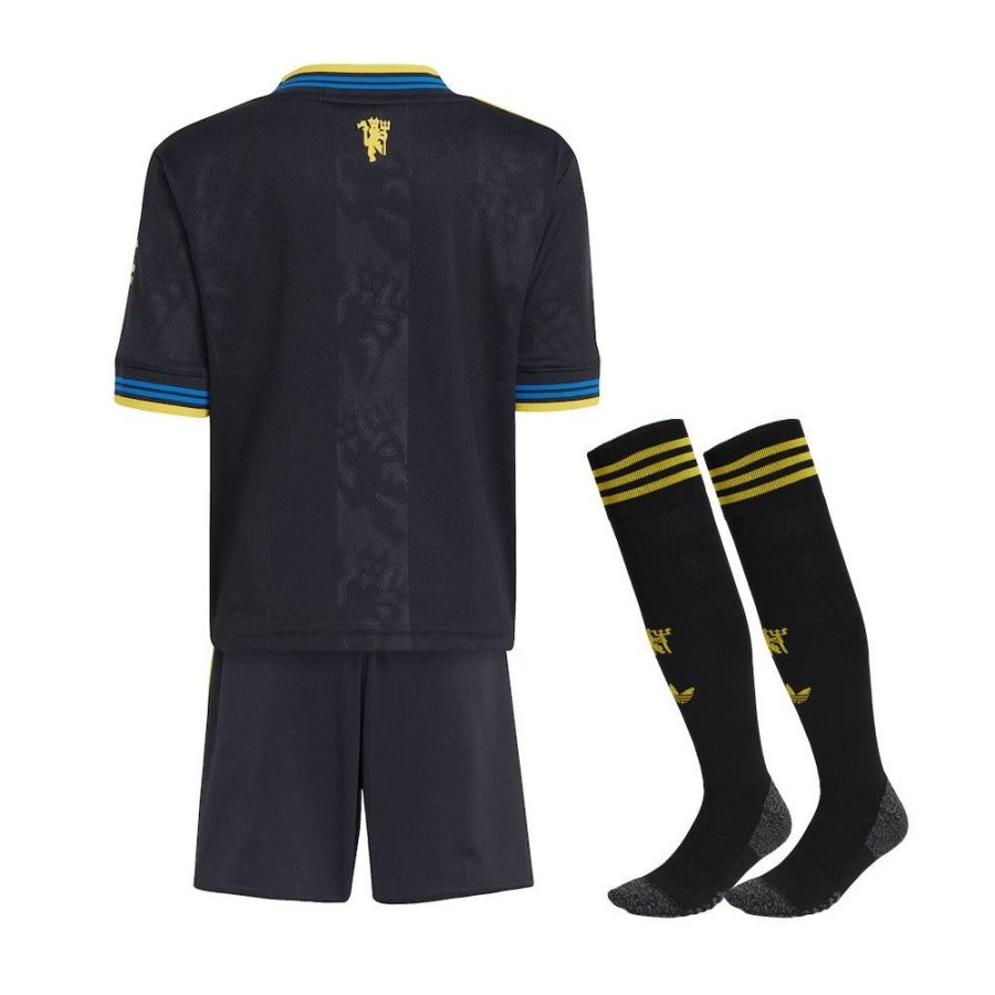 Conjunto criança Manchester United camisola terceira temporada 2025 2026 com calções e meias