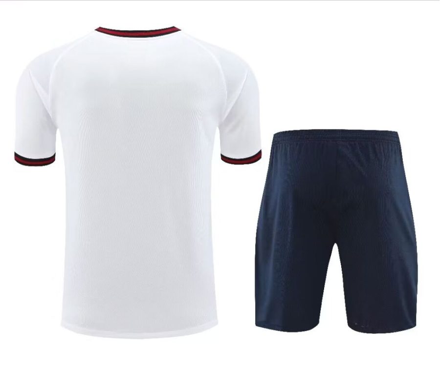 ensemble-maillot-et-short-fc-barcelona-saison-2024-2025-tenue-officielle Conjunto camisola e calção FC Barcelona época 2024 2025 equipamento oficial