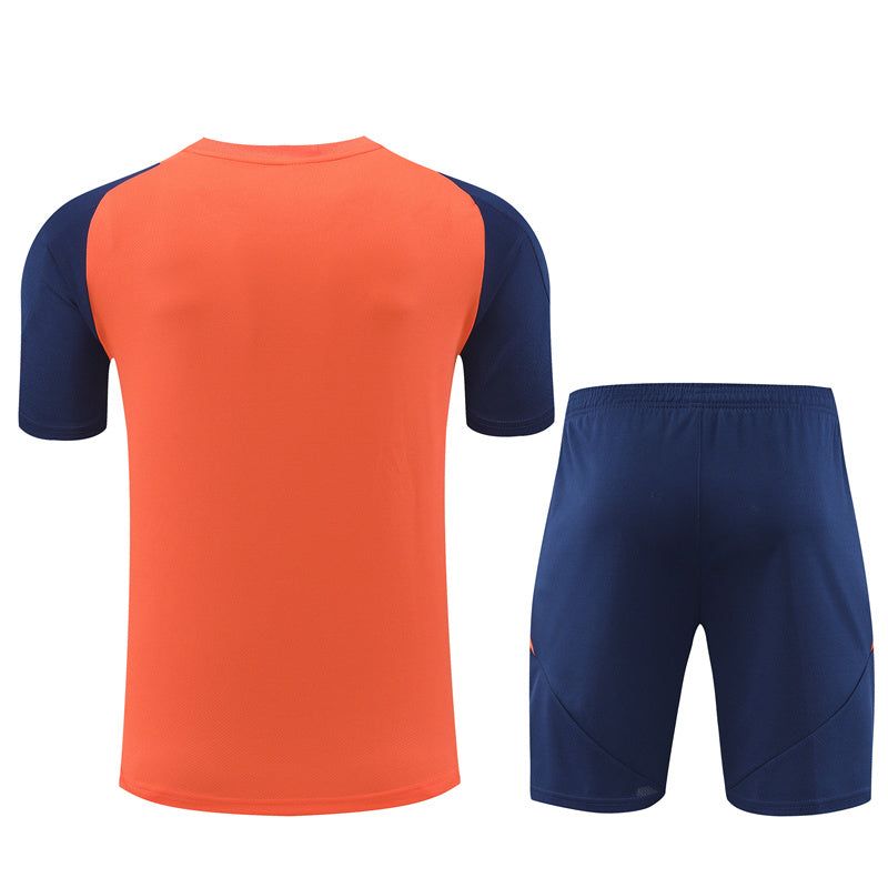 Conjunto camisola e calção Manchester United época 2024 2025