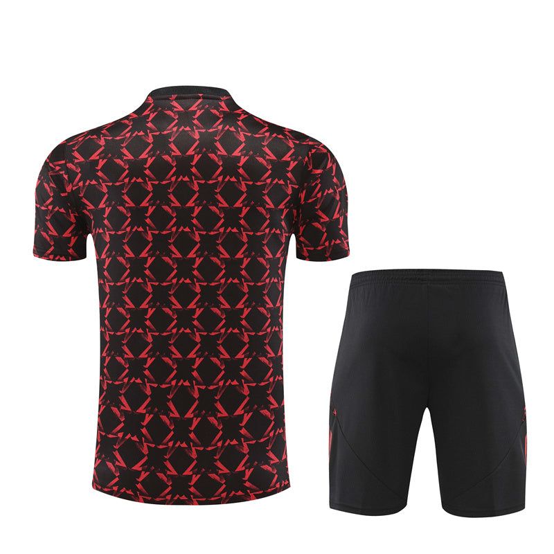 Conjunto camisola e calção Manchester United época 2024 2025