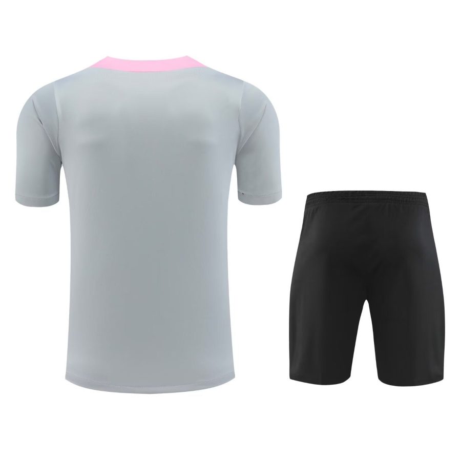Conjunto camisola e calção Paris Saint Germain época 2024 2025