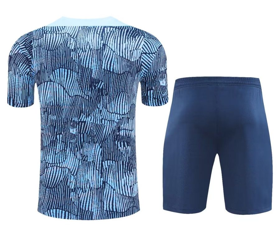 Conjunto camisola e calção PSG temporada 2024 2025 equipamento Principal
