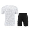 ensemble-maillot-et-short-real-madrid-saison-vingt-vingt-quatre-vingt-vingt-cinq Conjunto camisola e calção Real Madrid época vinte vinte e quatro vinte vinte e cinco