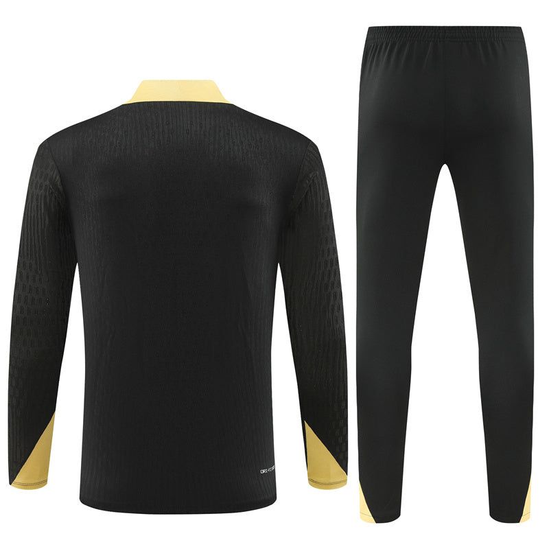 Conjunto fato de treino FC Barcelona época 2024 2025 casaco com fecho e calças combinadas