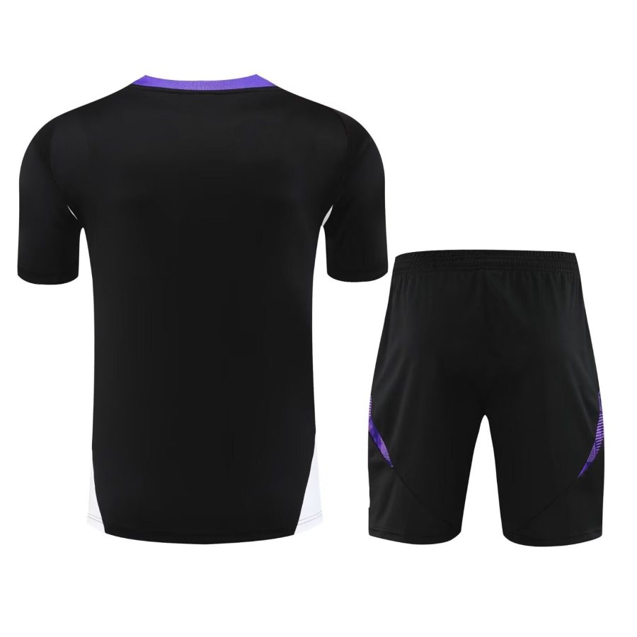 Conjunto equipamento Real Madrid época dois mil vinte e quatro dois mil vinte e cinco camisola e calção