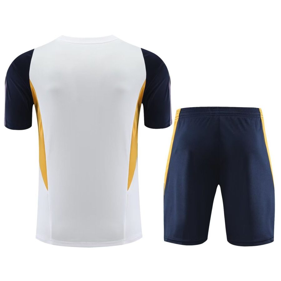 kit treino Real Madrid azul e branco temporada 2023 2024