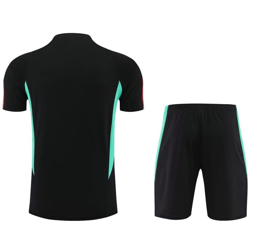 kit-training-manchester-united-noir-saison-2023-2024-tenue-d-entrainement-football Kit treino Manchester United preto temporada 2023 2024 equipamento de treino futebol