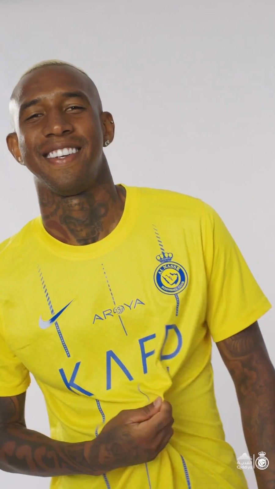 camisola de adepto Al Nassr FC edição principal 2023 2024