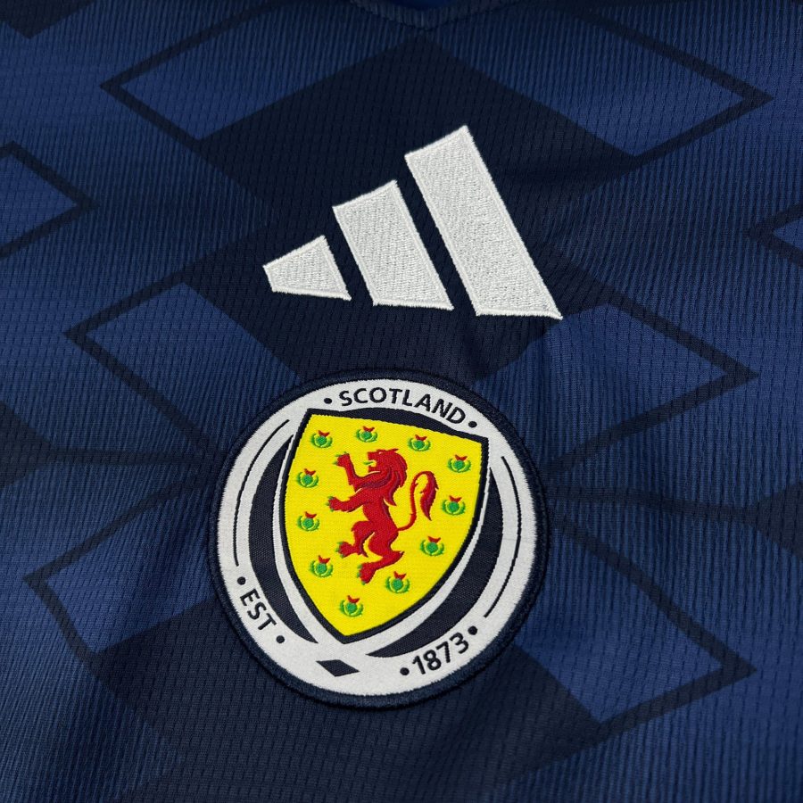 Camisola principal da equipa da Escócia temporada 2026
