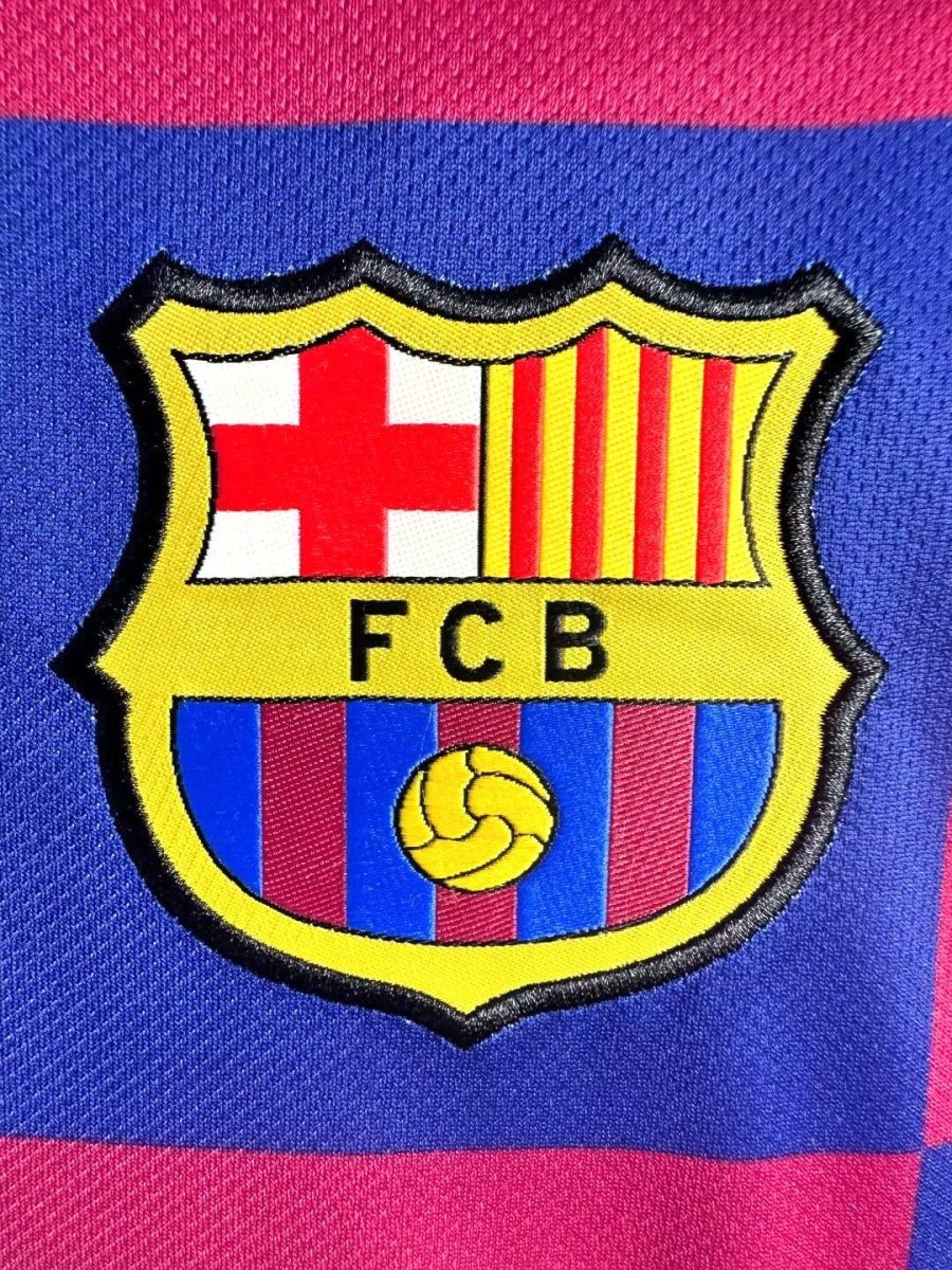 camisola principal FC Barcelona época 2019 2020 azul e grená