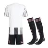 camisola principal Juventus criança época 2025 2026 com calção