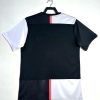 maillot-domicile-juventus-saison-deux-mille-dix-neuf-deux-mille-vingt-tenue-officielle-noir-et-blanc camisola principal Juventus temporada dois mil dezanove dois mil vinte equipamento oficial preto e branco