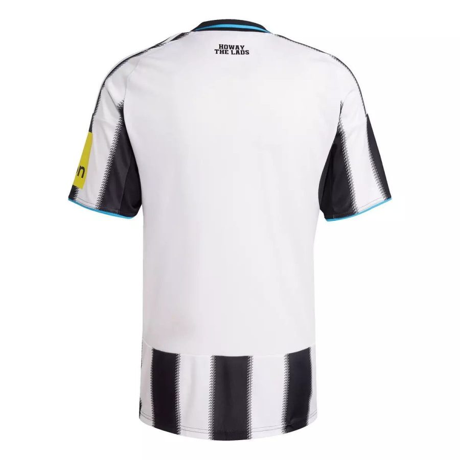 maillot-domicile-newcastle-united-saison-deux-mille-vingt-cinq-deux-mille-vingt-six-noir-et-blanc Camisola principal Newcastle United época dois mil vinte cinco dois mil vinte seis preto e branco