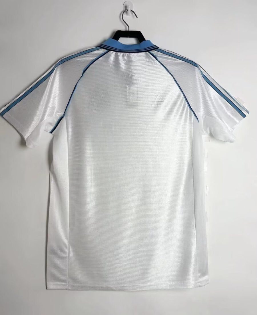 camisola principal Olympique de Marseille temporada mil novecentos e noventa e oito mil novecentos e noventa e nove