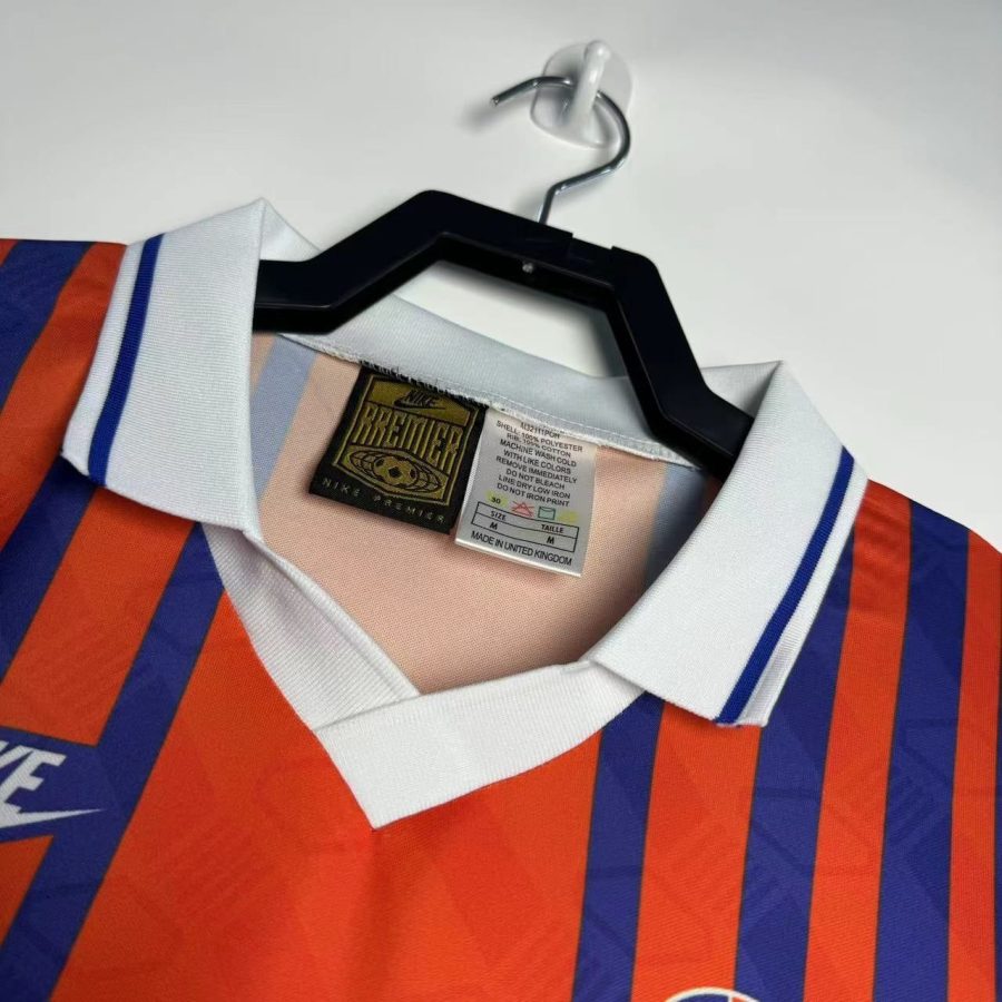 maillot-domicile-paris-saint-germain-saison-1993-1994-vintage maillot domicile Paris Saint Germain saison 1993 1994 vintage