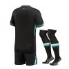 Camisola criança Liverpool alternativa época 2024 2025 com calções e meias