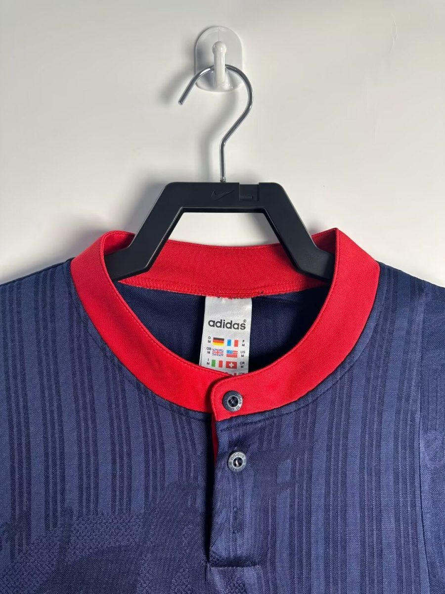 Camisola Alternativa Espanha vintage ano 1996