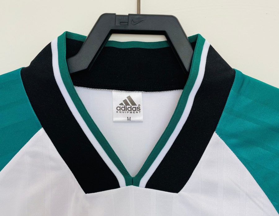 camisola alternativa Liverpool FC mangas compridas época 1993 1994 vintage