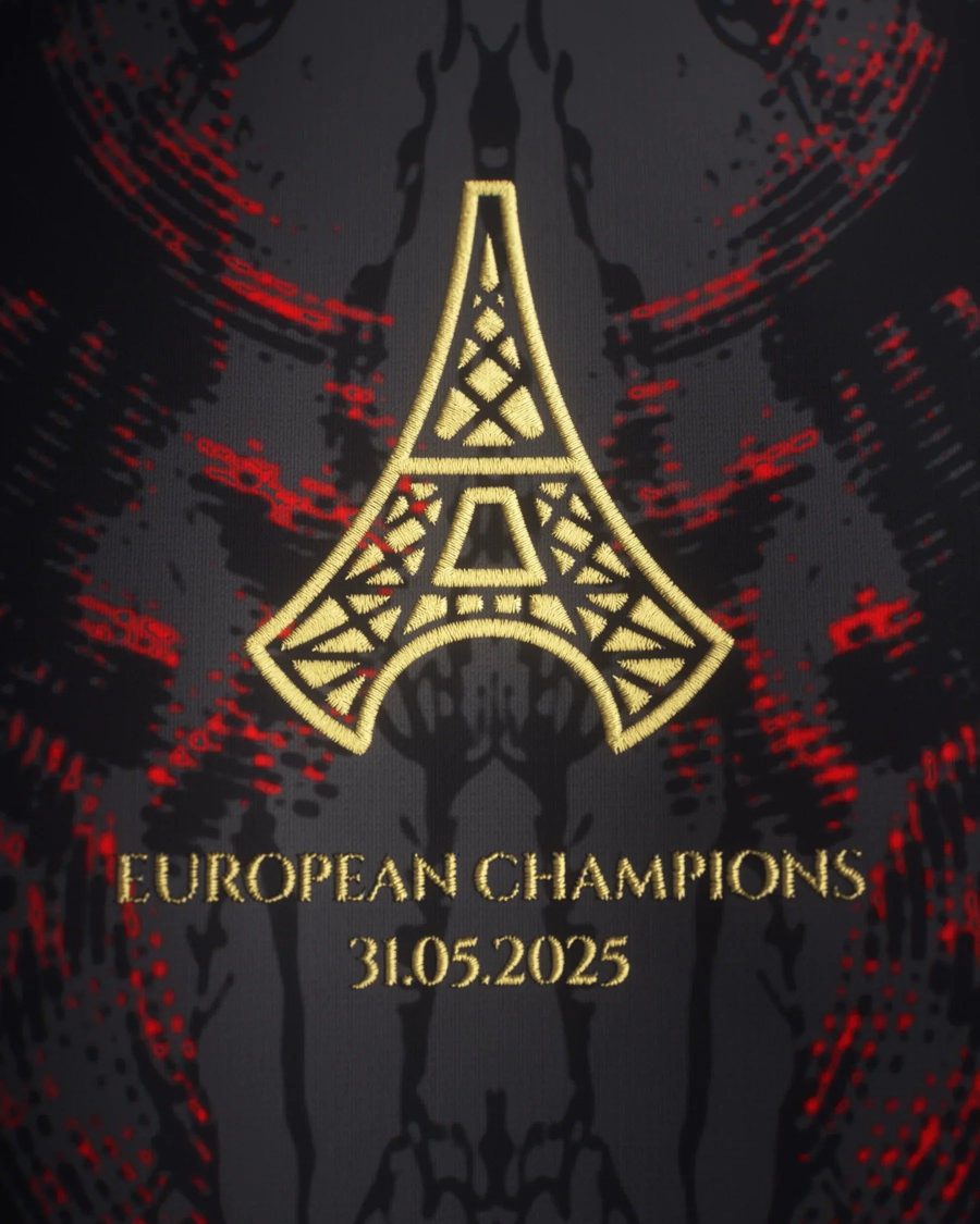 maillot-psg-champions-2025-tenue-officielle-supporter-parisien camisola PSG campeões 2025 equipamento oficial adepto parisiense