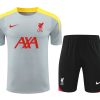 CAMISOLA + CALÇÃO LIVERPOOL 20242025