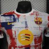 maillot-special-fc-barcelona-saison-vingt-vingt-cinq-vingt-vingt-six camisola especial FC Barcelona época vinte vinte cinco vinte vinte seis