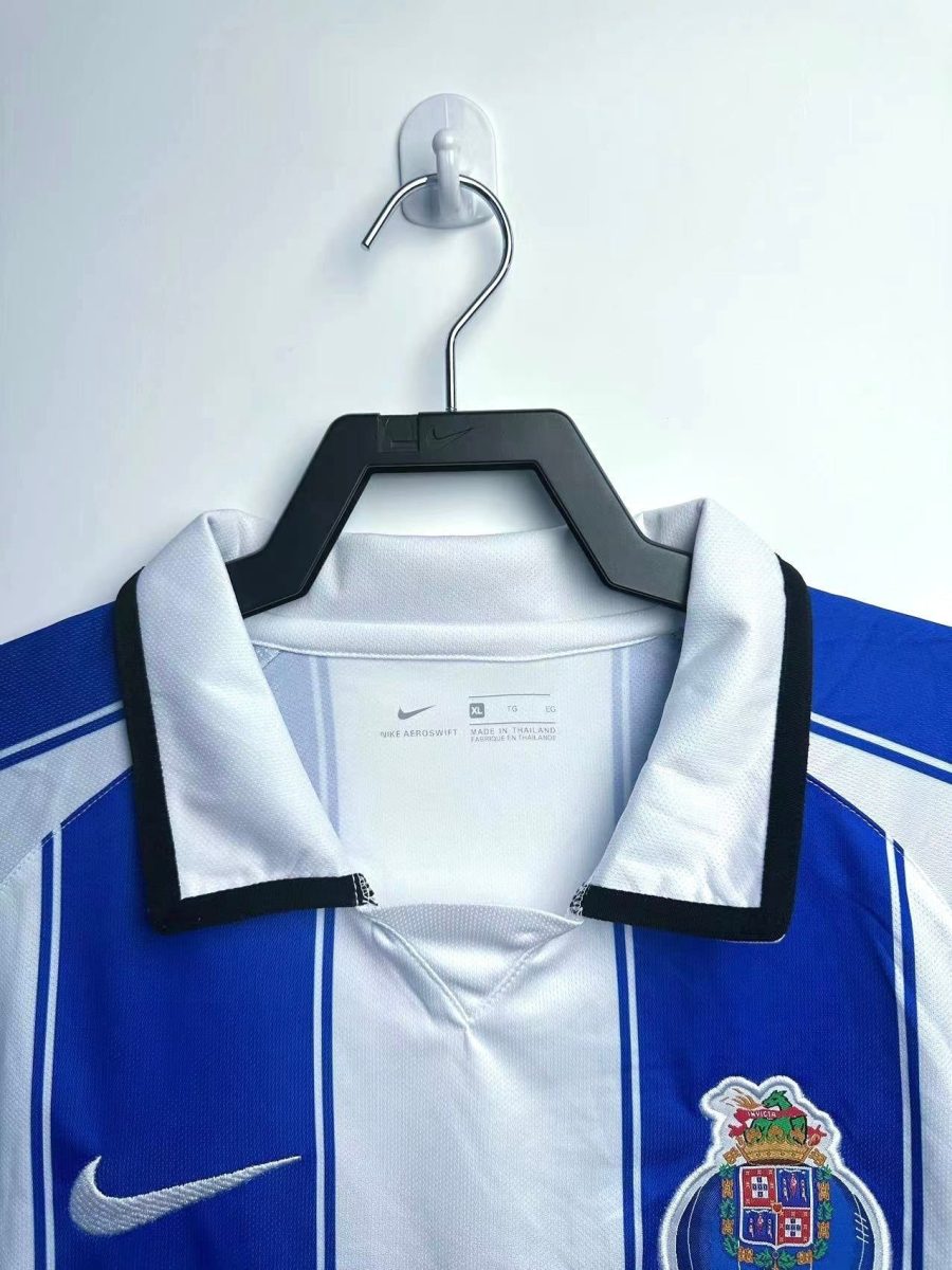 maillot-vintage-fc-porto-finale-ligue-des-champions-saison-deux-mille-trois-deux-mille-quatre Camisola vintage FC Porto final Liga dos Campeões temporada 2003 2004