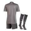 tenue-de-football-enfant-real-madrid-troisieme-maillot-saison-2024-2025-avec-short equipamento de futebol criança Real Madrid terceira camisola época 2024 2025 com calção