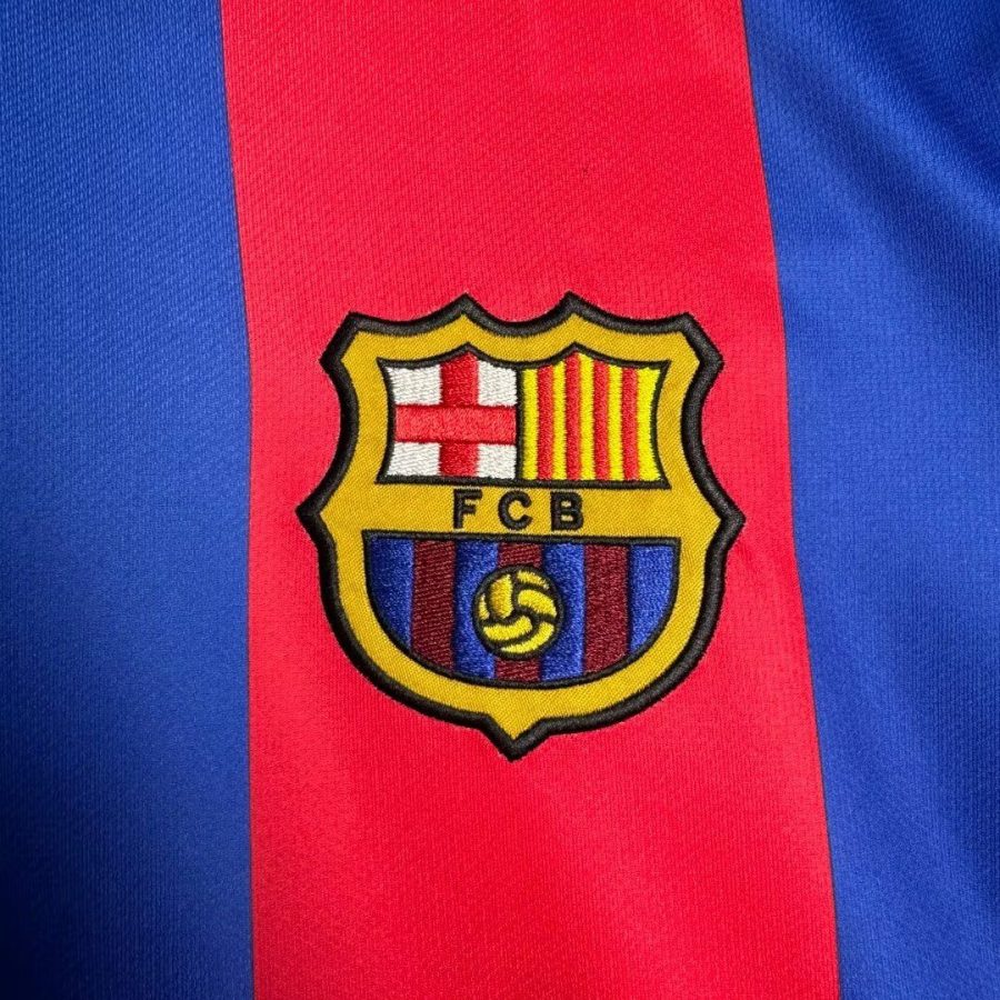 tenue-de-football-fc-barcelone-2004-2005-maillot-domicile-manches-courtes Equipamento de futebol FC Barcelona 2004 2005 camisola principal mangas curtas