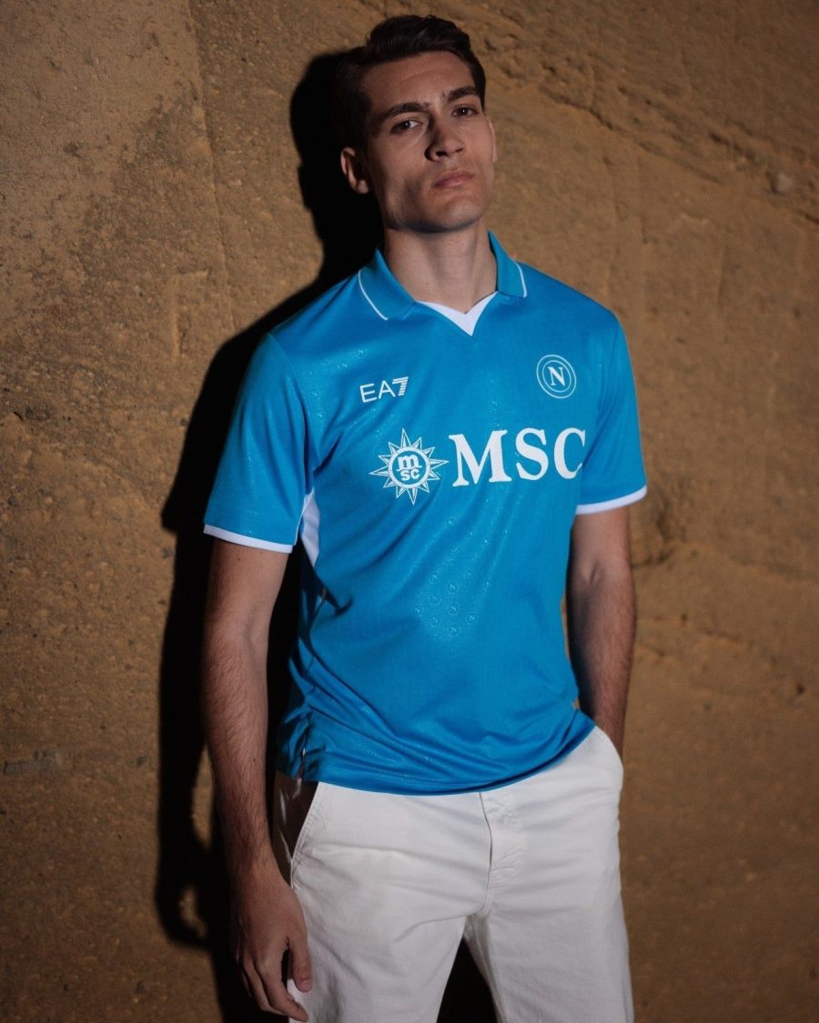 Equipamento de futebol Napoli principal camisola azul celeste para adeptos