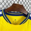equipamento de futebol sueco em casa 2026 camisola azul e amarela